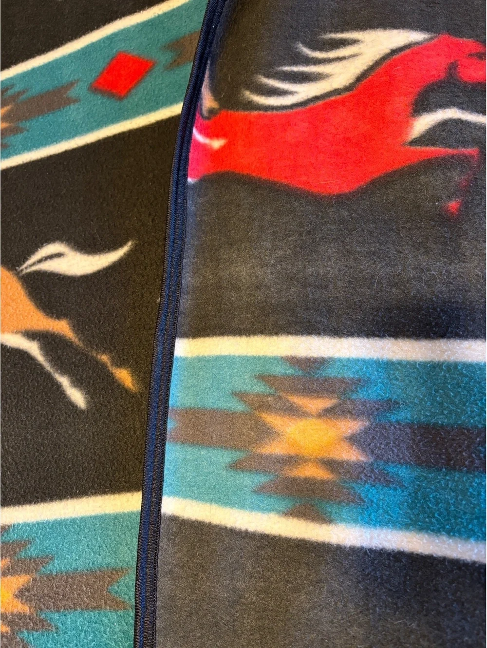 El Paso Saddleblanket Wild Horses Southwest Fleece Blanket Queen Full 79x62
